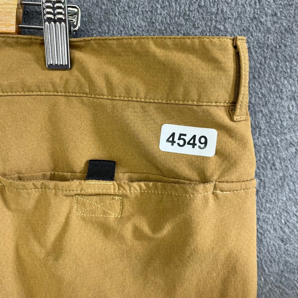 The North Face Mens Khaki Shorts Zip Pocket Outdoor Casual Size 38 - Picture 14 of 14